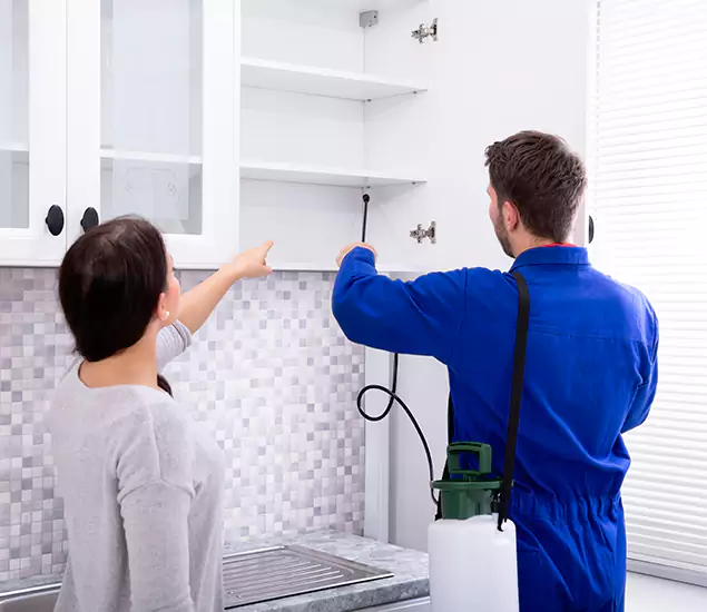 In North Fort Myers, FL Advanced Household Pest Control by North Fort Myers Pest Control Pro